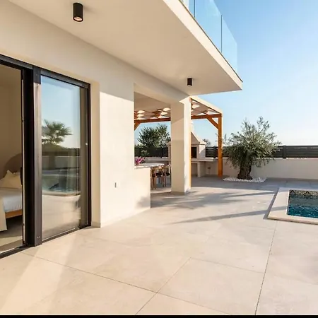 Mi Casa - Private Luxury Villa, Heated Pool-jacuzzi Willa *