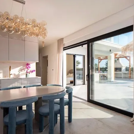 Willa Mi Casa - Private Luxury Villa, Heated Pool-jacuzzi *